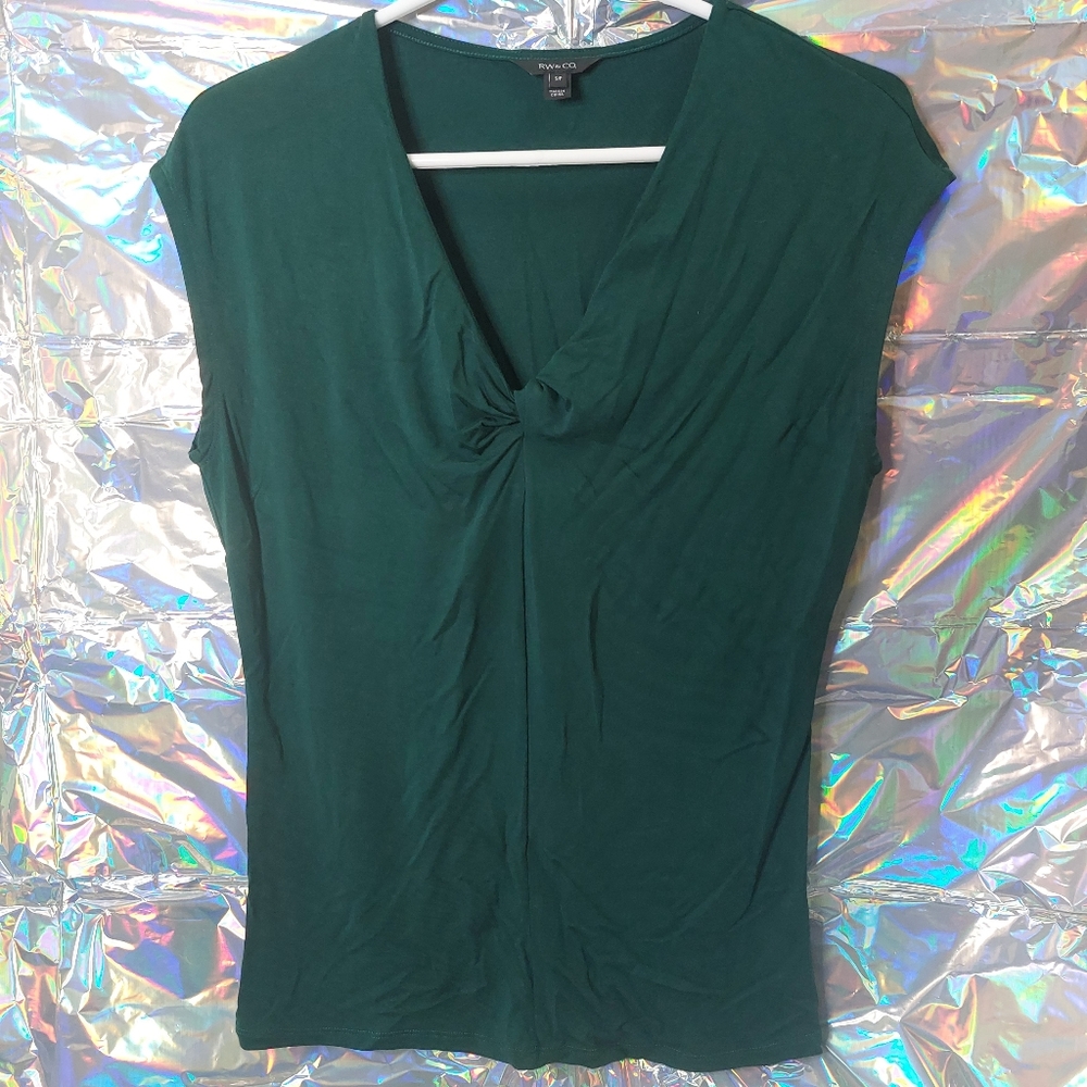 RW & Co Green Short Sleeve Twist Front Top